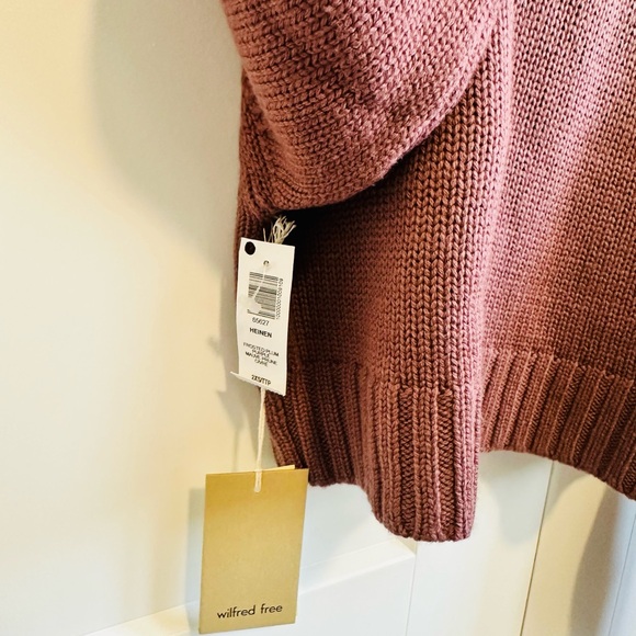 Aritzia Wilfred free Cropped 100% Merino wool sweater size XXS - Picture 5 of 7